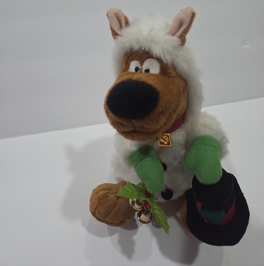 Vintage Gemmy Scooby Doo Singing Plush Dog Christmas - Picture 2 of 8